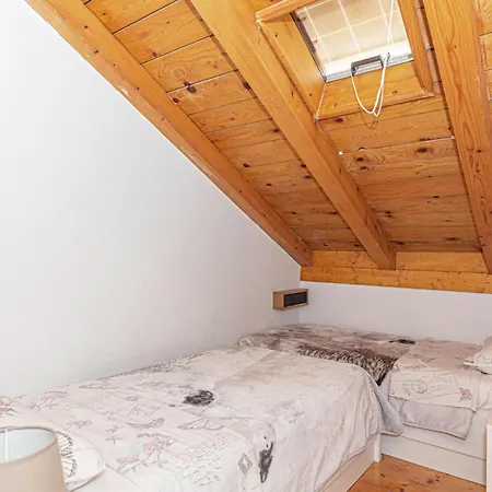 Lovely In With Wifi Hébergement de vacances *